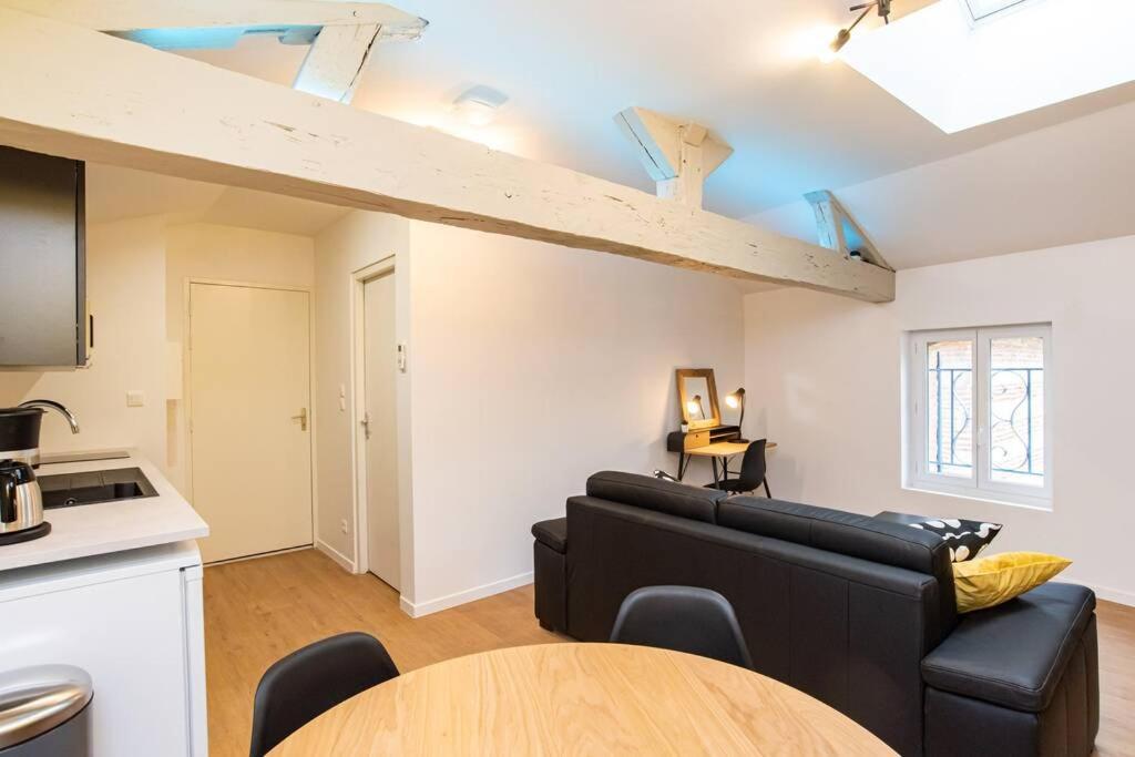 Sunny - T2 Centre Historique Apartment Agen Luaran gambar