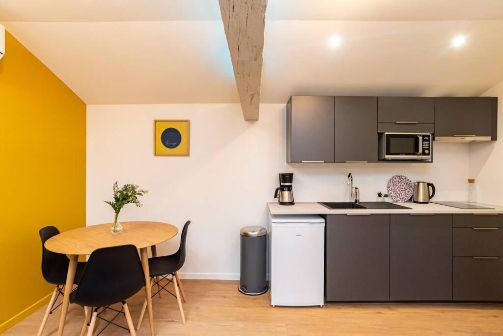 Sunny - T2 Centre Historique Apartment Agen Luaran gambar