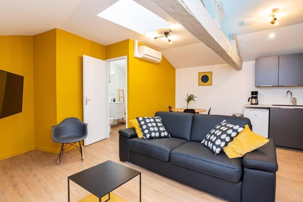 Sunny - T2 Centre Historique Apartment Agen Luaran gambar